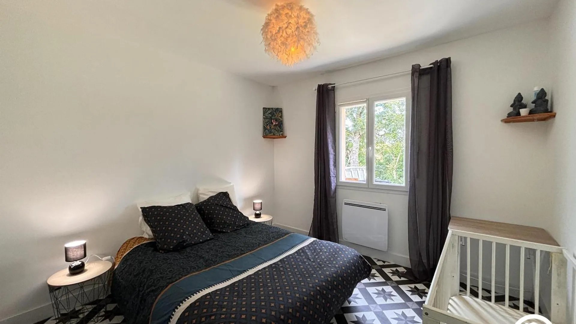 Maison Urdens 0*,